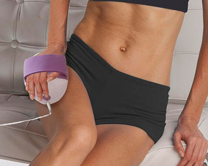 Masajeador anticelulitis 4 en 1 con rodillos, succión, vibración e intensidad regulable.